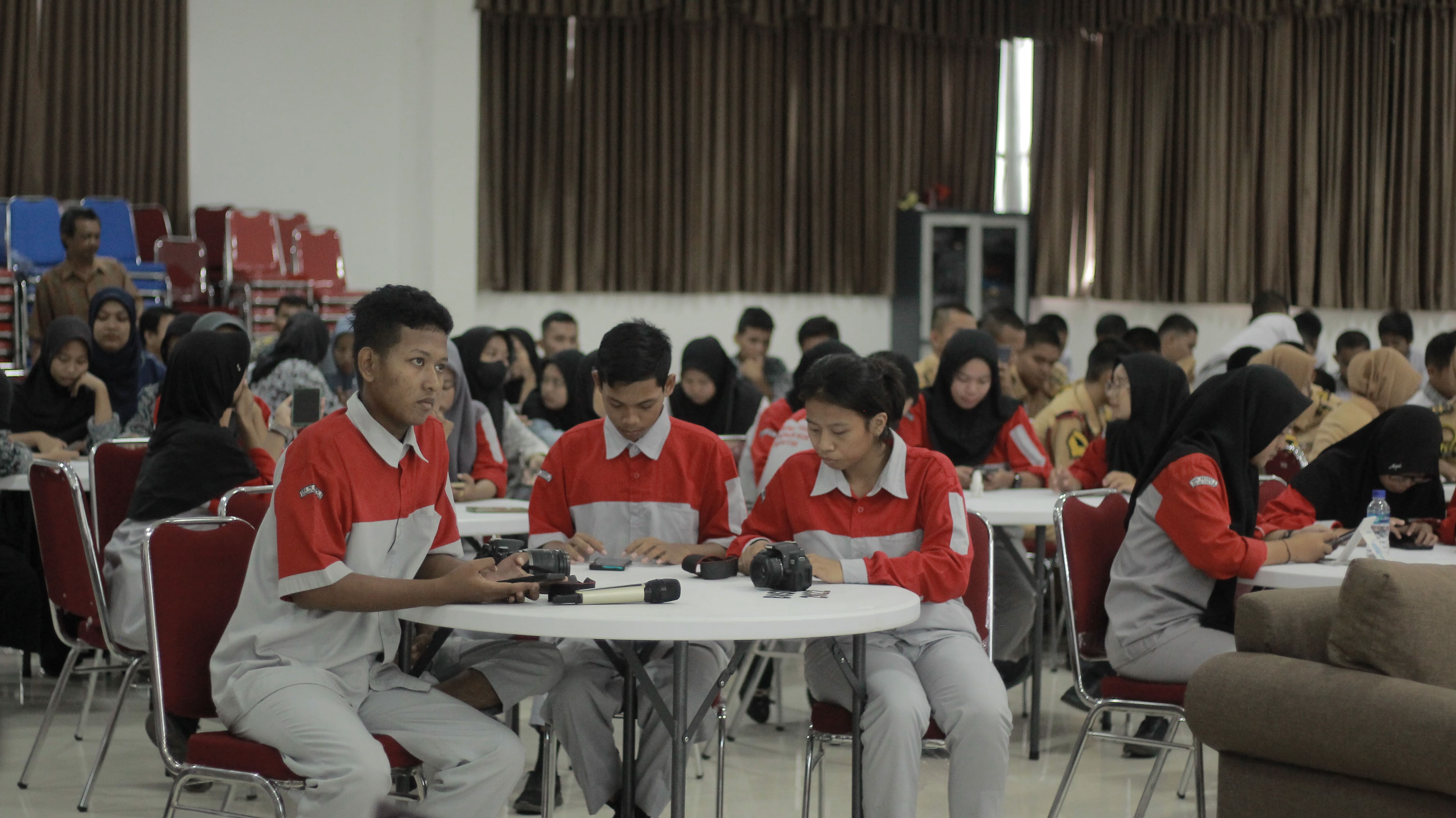 Siswa siswi SMKN 2 ikut serta dalam kegiatan ini